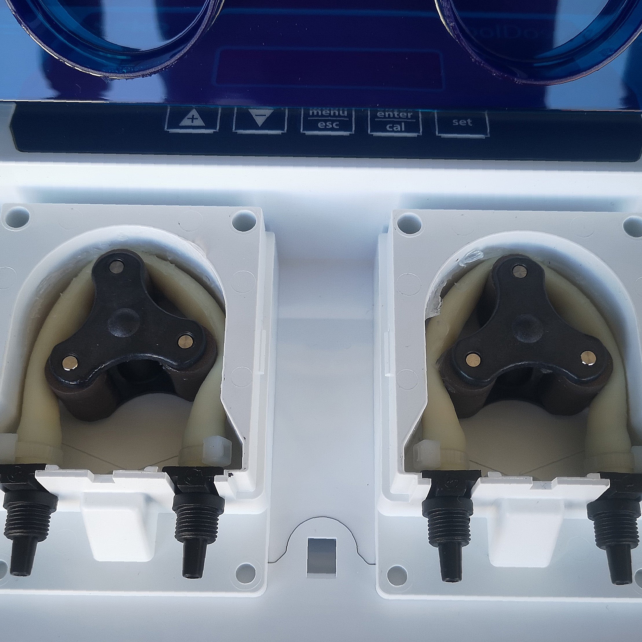 Bomba Doseadora Seko PoolDose Doble controlo pH e Redox